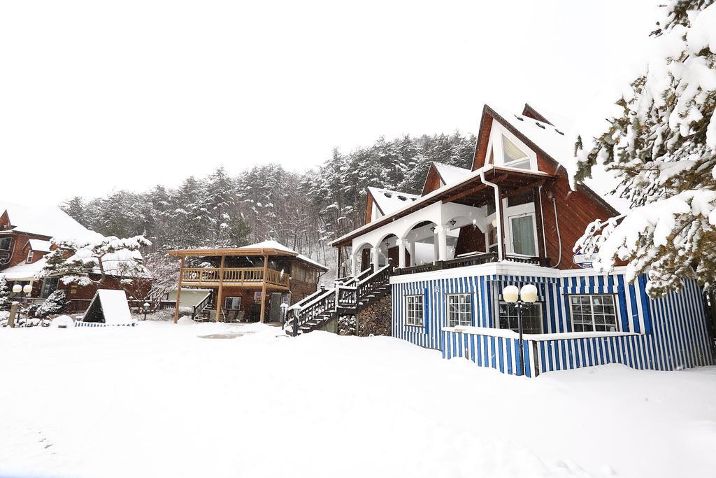 Bench House Villa Пьончан Екстериор снимка