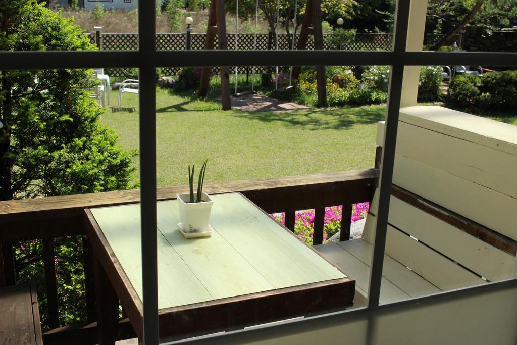 Bench House Villa Пьончан Екстериор снимка