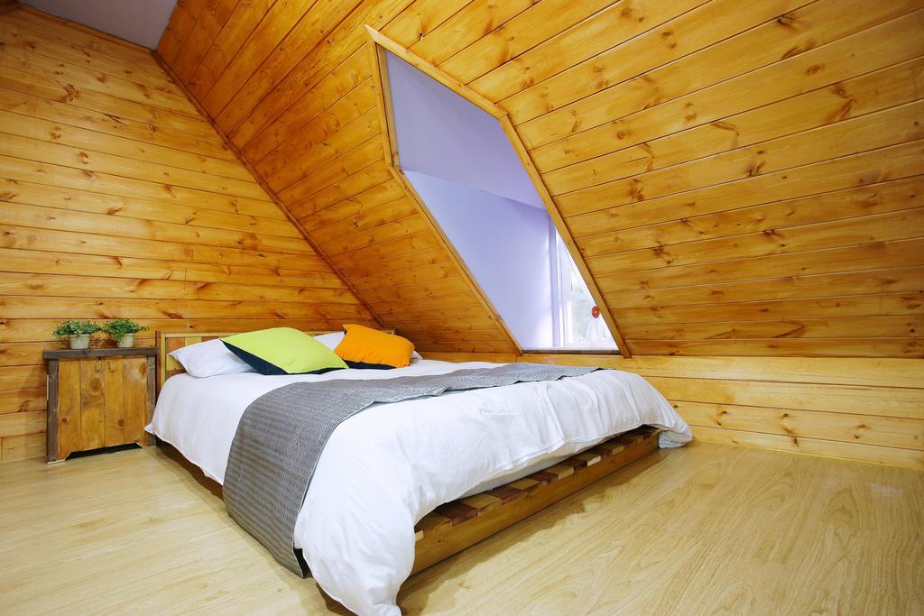 Bench House Villa Пьончан Екстериор снимка